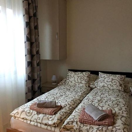 Jácint Panzió *** Hajduszoboszlo Exterior foto